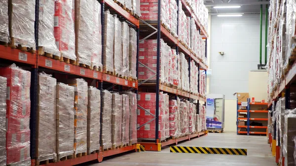 Organized storage space in a cold storage Laredo TX with industrial shelving that preserves products under controlled temperatures.